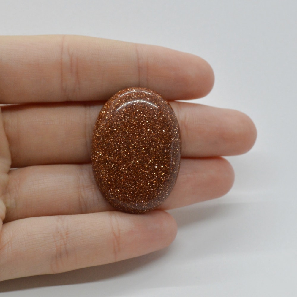 Cabochon goldstone maro 35x25x6mm c20