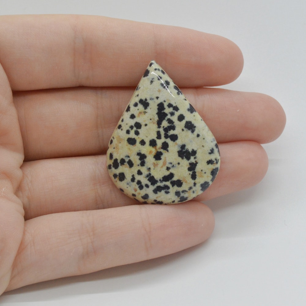 Cabochon jasp dalmatian 36x28x5mm c135