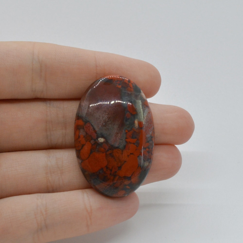 Cabochon jasp rosu 39x26x7mm c4