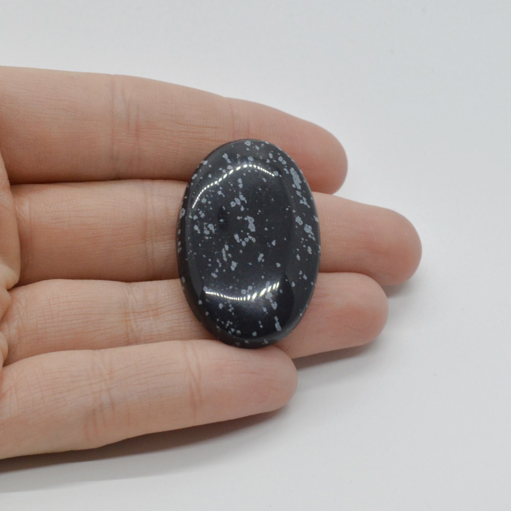 Cabochon obsidian fulg de nea 37x24x7mm c81