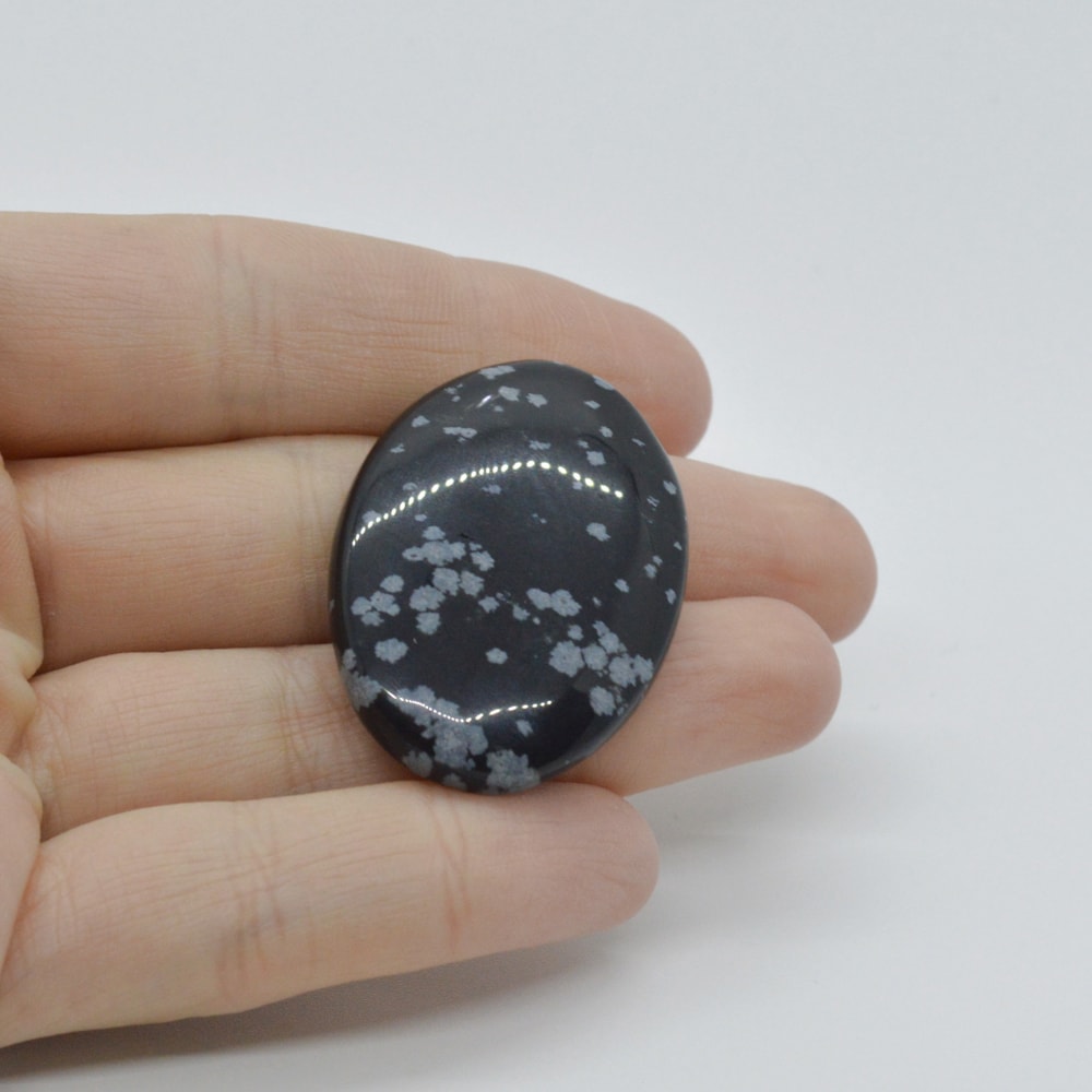 Cabochon obsidian fulg de nea 37x27x6mm c3