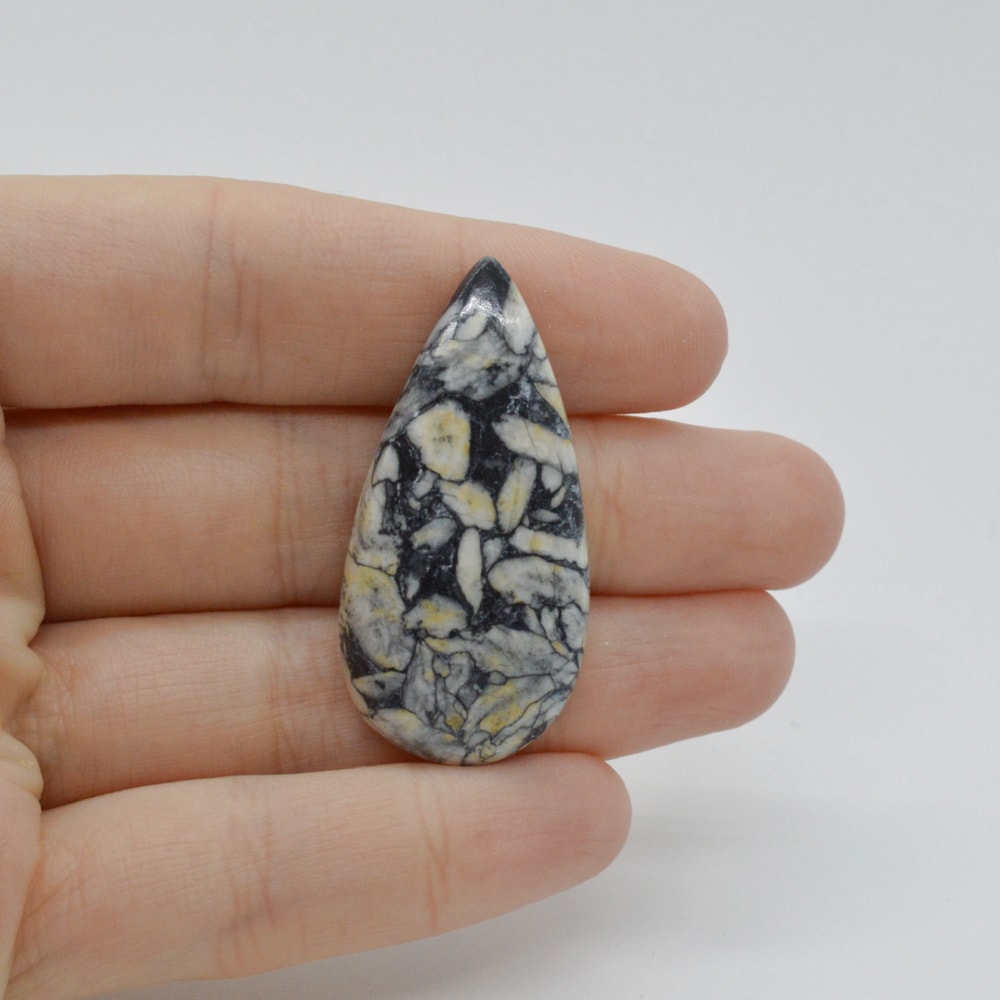 Cabochon pinolith 41x20x5mm c25