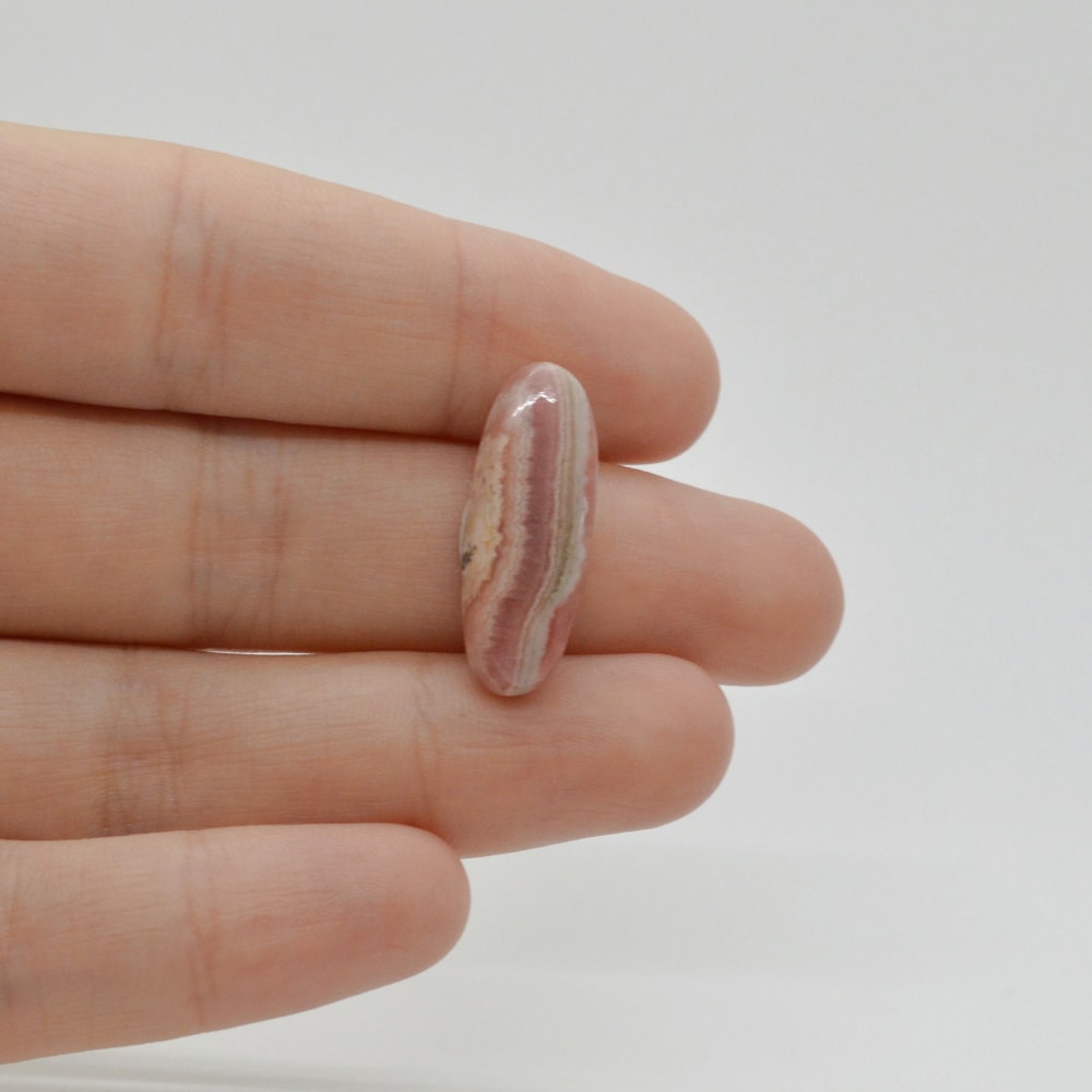 Cabochon rodocrozit 24x8x6mm c82