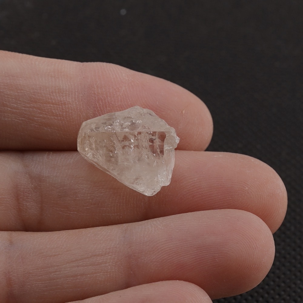 Topaz din pakistan cristal natural unicat a62 - 1 | YEO