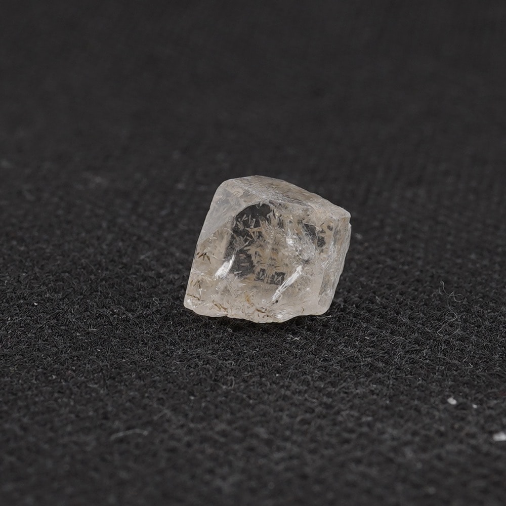Topaz din pakistan cristal natural unicat a103