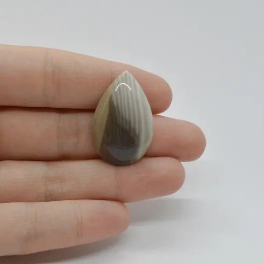 Cabochon Flint Polisat 30x19x7mm C81