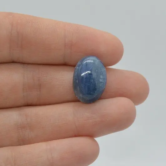 Cabochon kianit 18x13x7mm A75